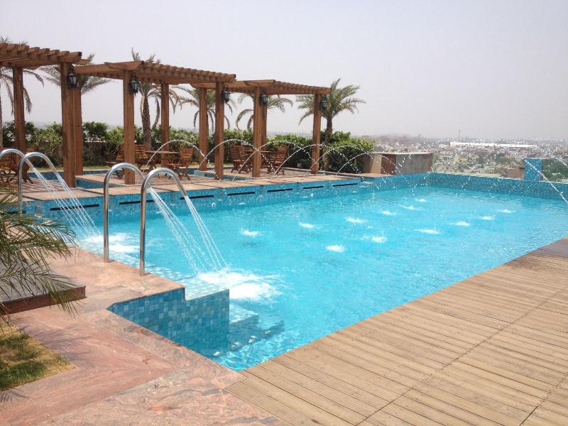Seven Seas Hotel image