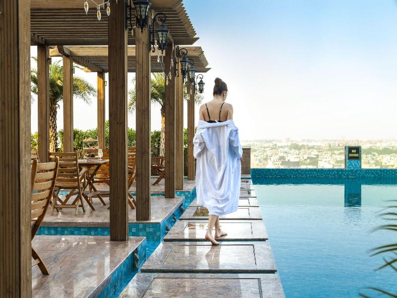 Seven Seas Hotel image