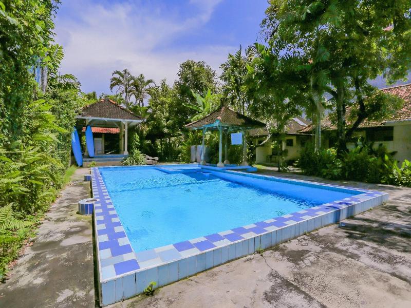 Hotel Ayu Beach Inn image