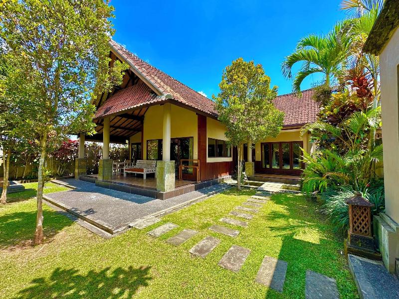 Dupa Ubud Villa image