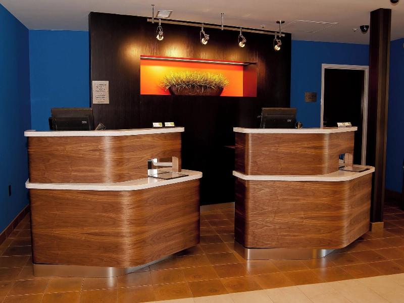 Courtyard By Marriott Cincinnati Airport image