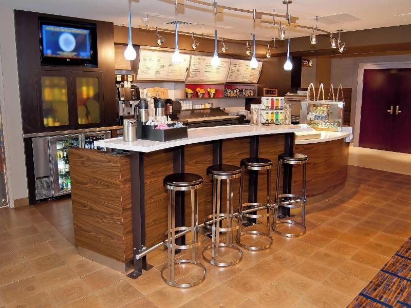 Courtyard By Marriott Cincinnati Airport image