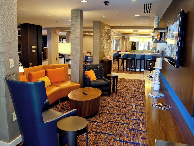 Courtyard By Marriott Cincinnati Airport image
