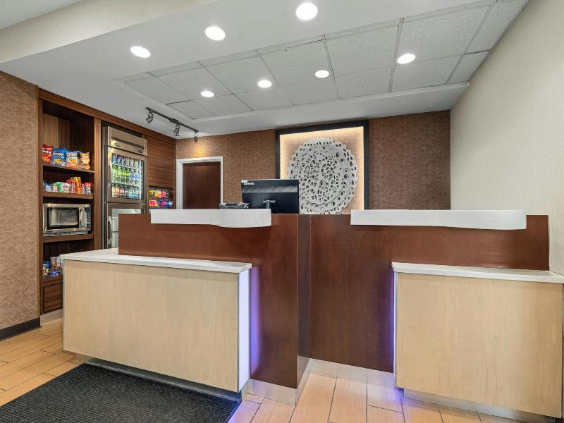 Fairfield Inn Suites By Marriott Chicago Southeast image