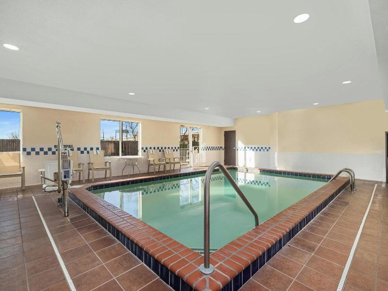 Fairfield Inn Suites By Marriott Chicago Southeast image