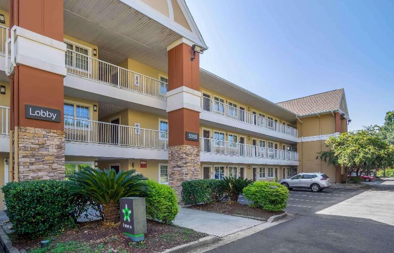 Extended Stay America Charleston North Charleston image