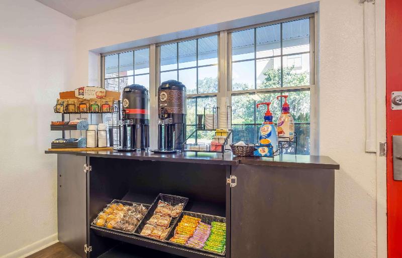 Extended Stay America Charleston North Charleston image