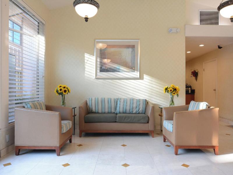 Red Roof Inn San Dimas Fairplex image