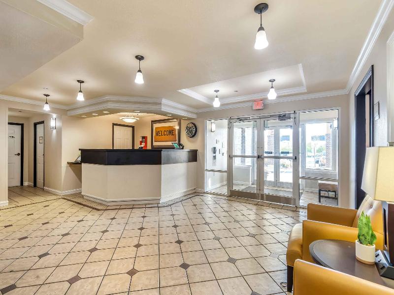 Extended Stay America Chicago Lombard Oakbrook image