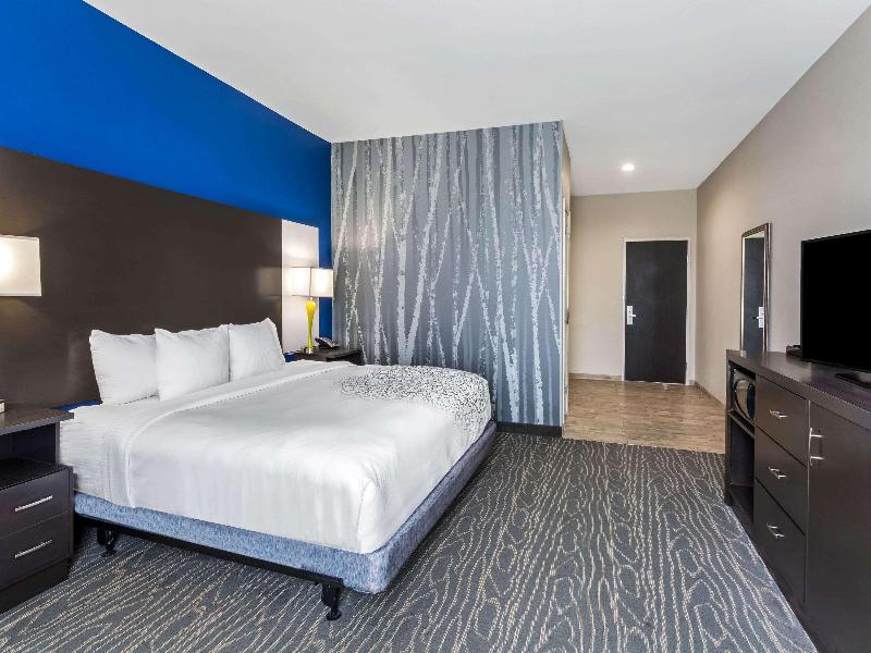 La Quinta Inn Suites Odessa North Sienna Tower image