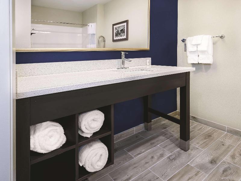 La Quinta Inn Suites Odessa North Sienna Tower image