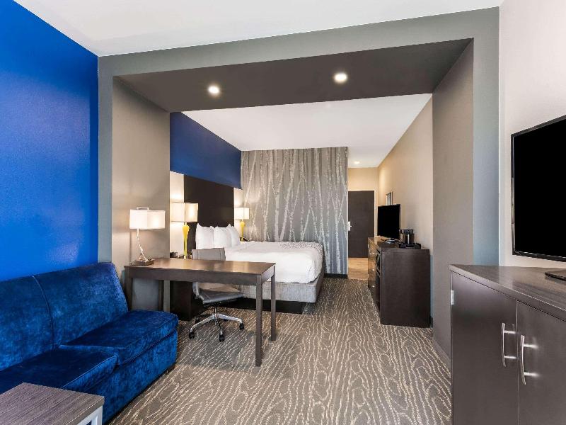 La Quinta Inn Suites Odessa North Sienna Tower image