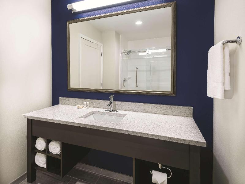 La Quinta Inn Suites Odessa North Sienna Tower image
