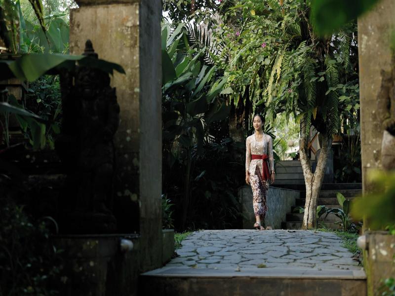 Suara Air Luxury Villa Ubud image