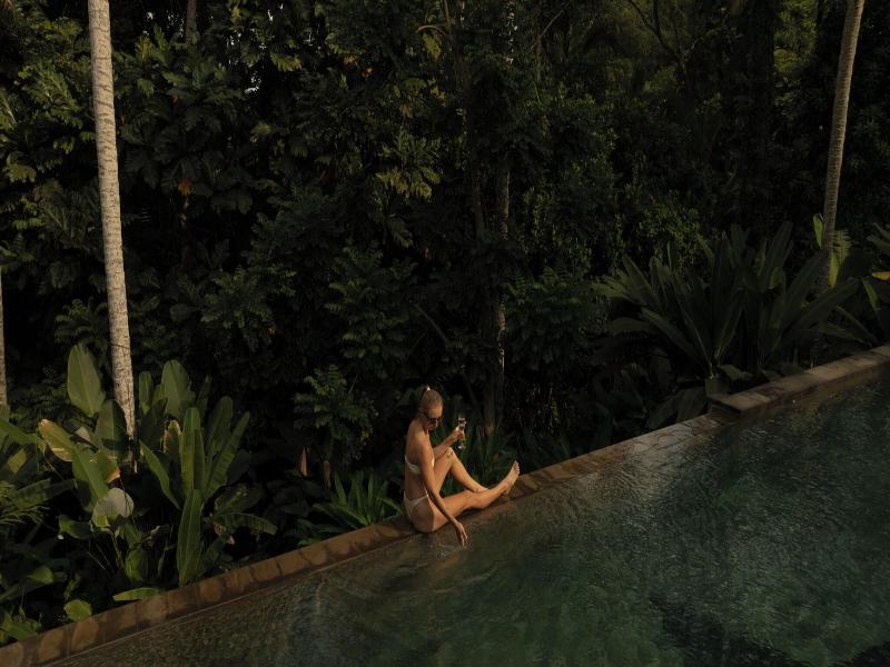 Suara Air Luxury Villa Ubud image
