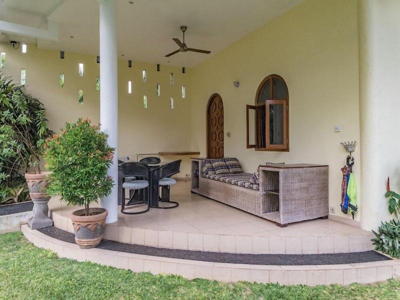 Villa Costa Plenty image