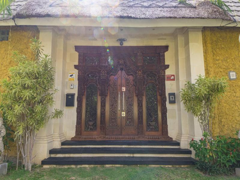 Villa Costa Plenty image