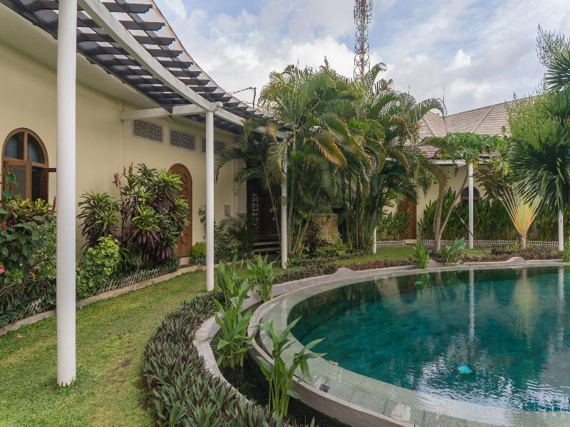 Villa Costa Plenty image