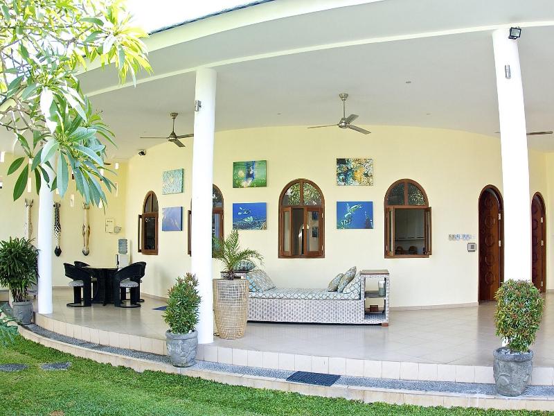 Villa Costa Plenty image