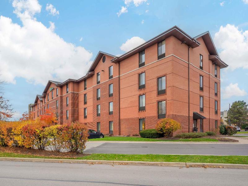 Extended Stay America Chicago Lombard Yorktown Cen image