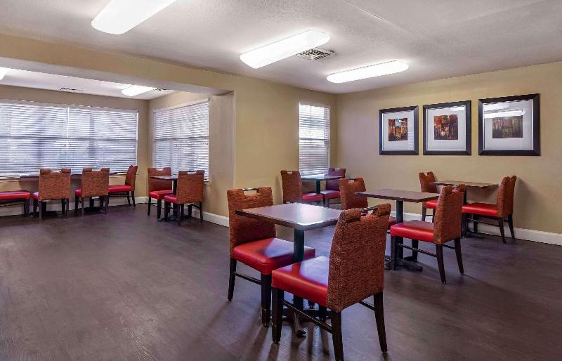 Extended Stay America Tampa Airport N West Shore B image
