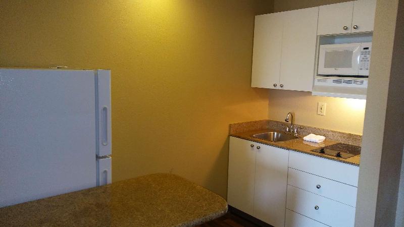 Extended Stay America Tampa Airport N West Shore B image