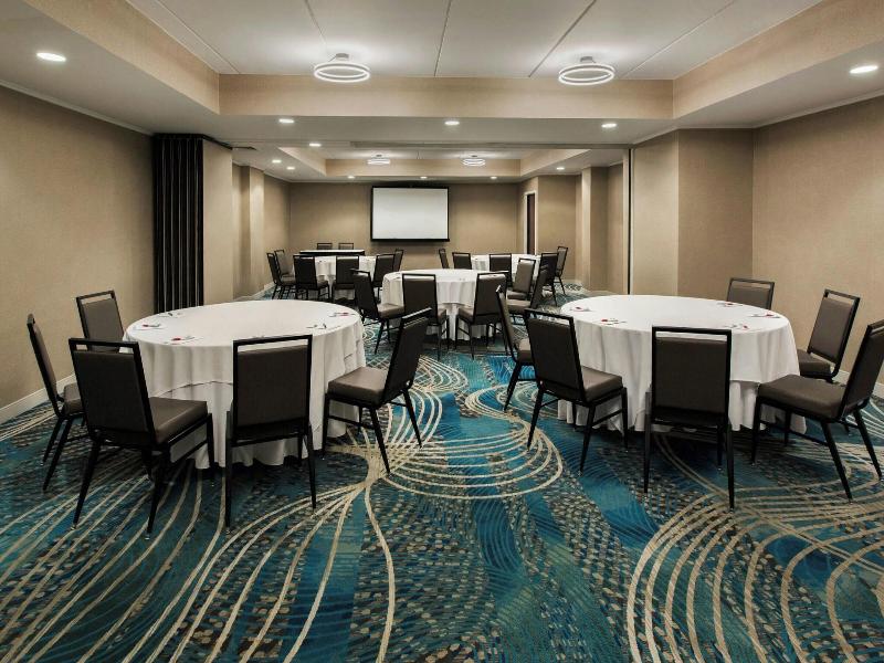 Buffalo Marriott Niagara image