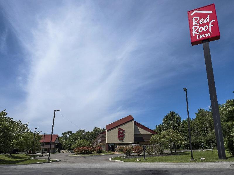 Red Roof Inn Cincinnati East Beechmont image