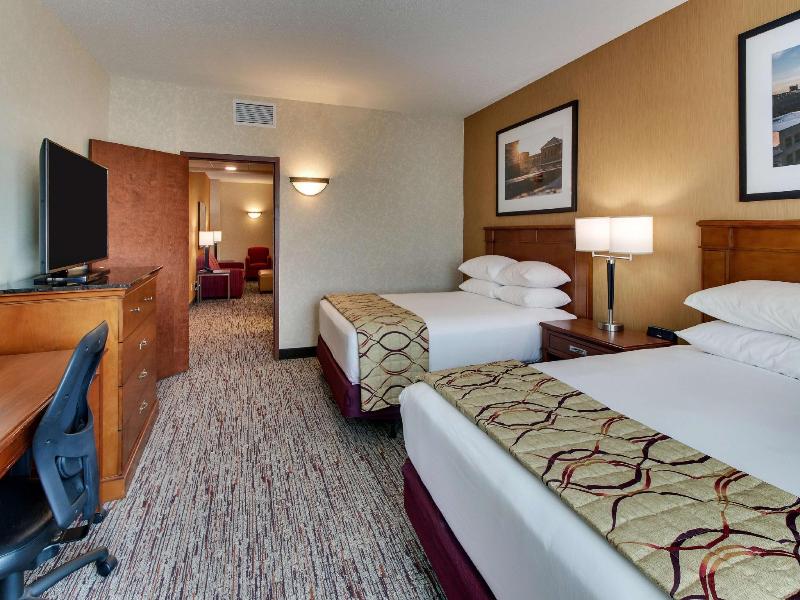 Drury Inn Suites Meridian image