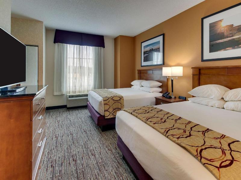 Drury Inn Suites Meridian image
