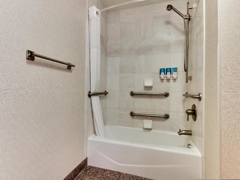 Drury Inn Suites Meridian image
