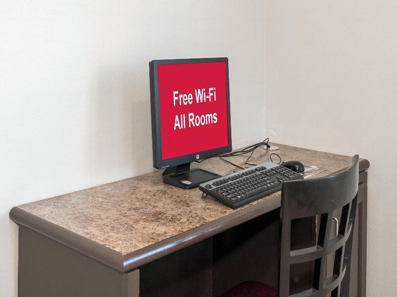 Red Roof Inn & Suites Corbin image