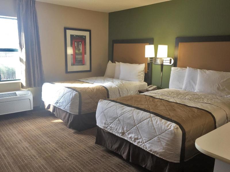 Extended Stay America Kansas City Airport Plaza Ci image