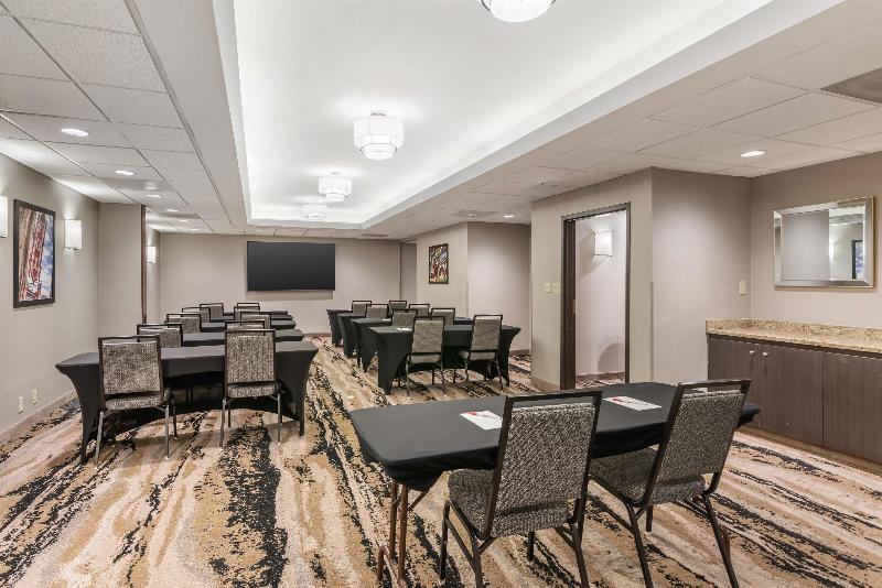 Drury Inn Suites Atlanta Morrow image