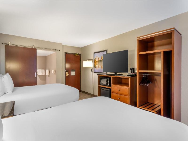 Drury Inn Suites Atlanta Morrow image