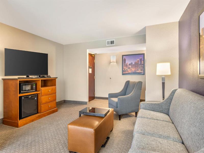 Drury Inn Suites Atlanta Morrow image