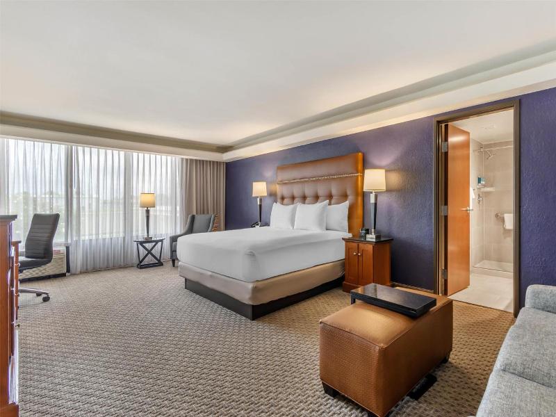 Drury Inn Suites Atlanta Morrow image