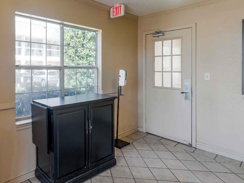 Extended Stay America Atlanta Perimeter Hammond Dr image