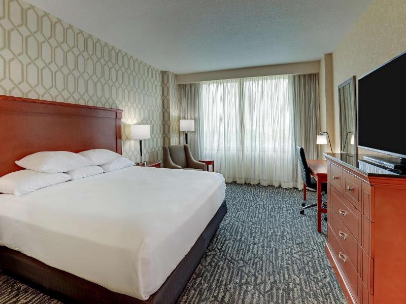 Drury Plaza Hotel Nashville Franklin image