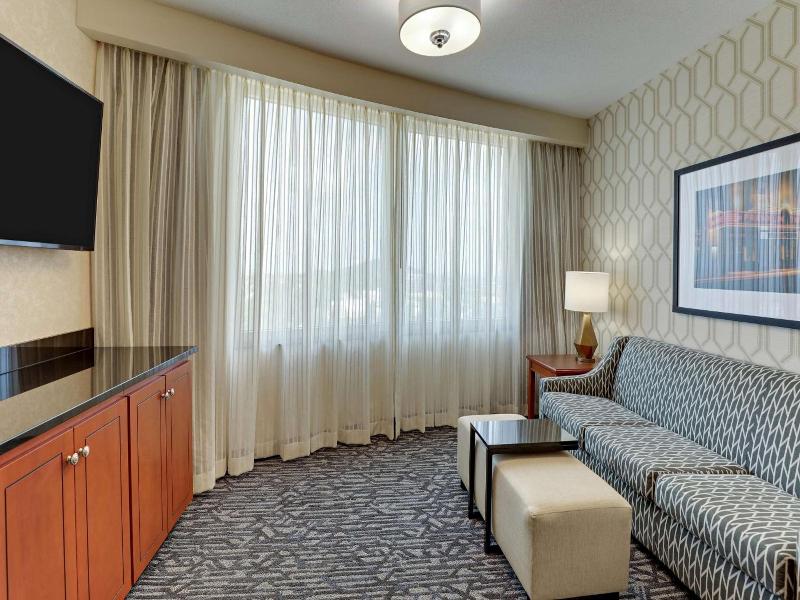 Drury Plaza Hotel Nashville Franklin image