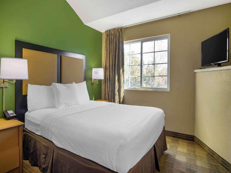 Extended Stay America Charleston Airport image