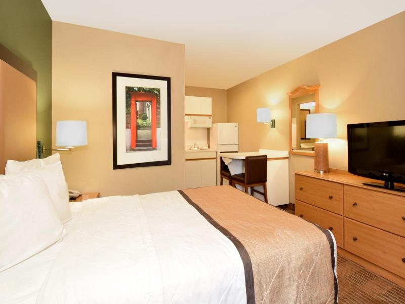 Extended Stay America Kansas City Shawnee Mission image