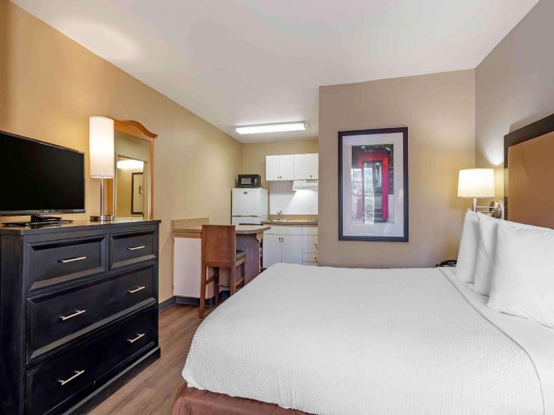 Extended Stay America Kansas City Shawnee Mission image