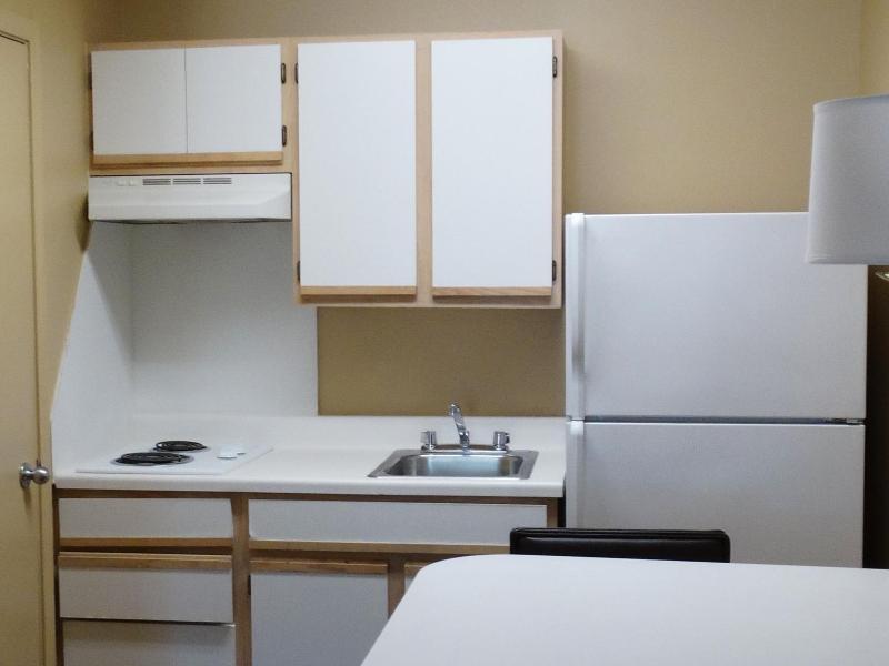 Extended Stay America Kansas City Shawnee Mission image