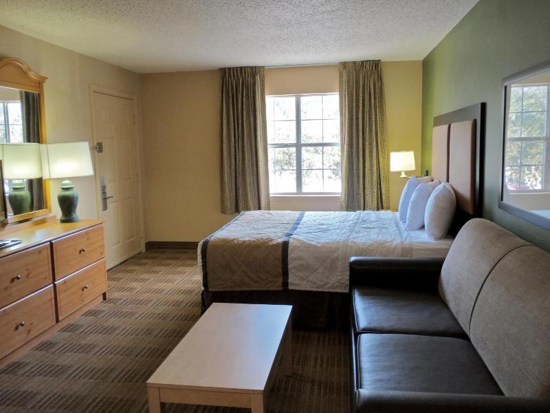 Extended Stay America Kansas City Shawnee Mission image