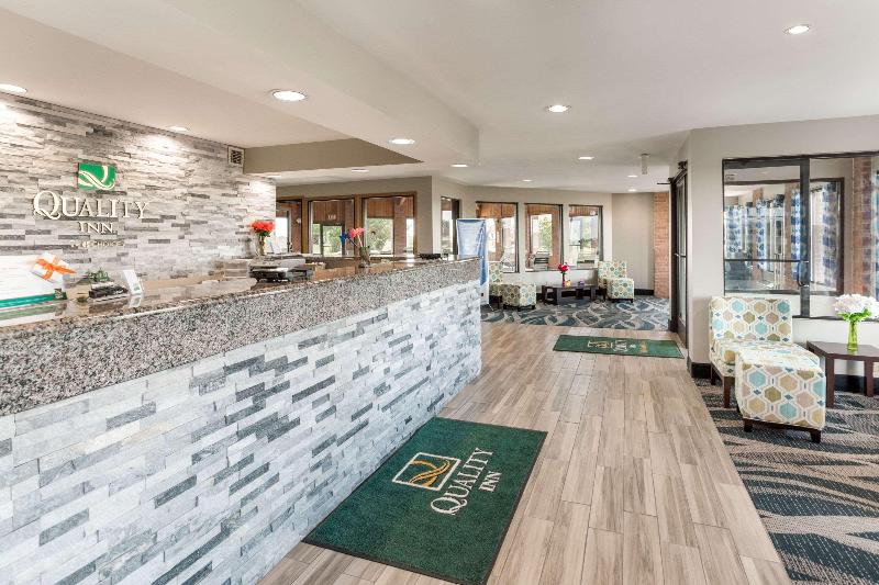 Quality Inn Rochelle image