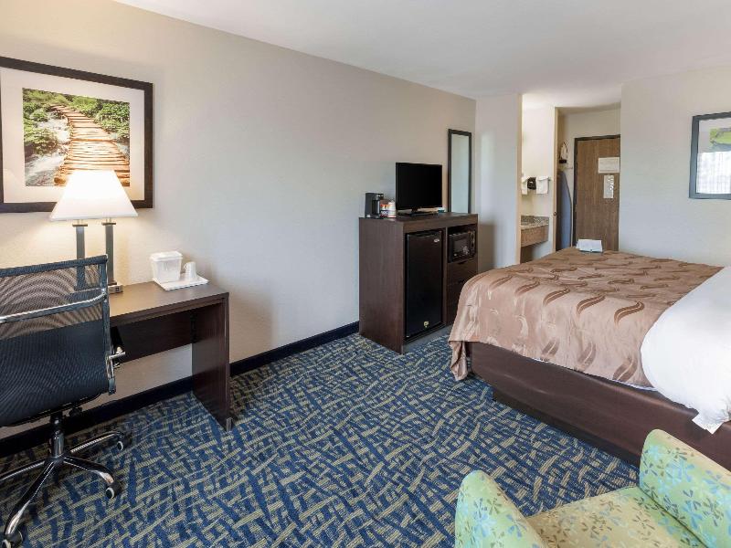 Quality Inn Rochelle image