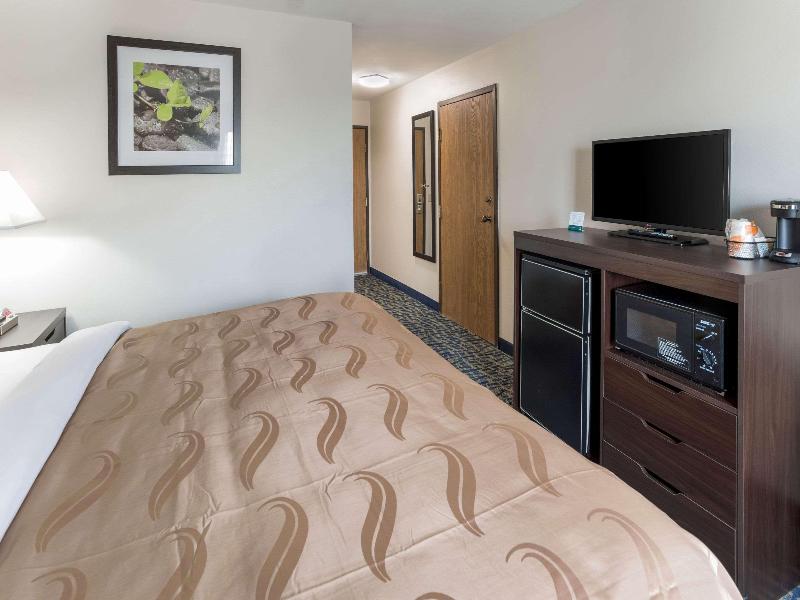 Quality Inn Rochelle image