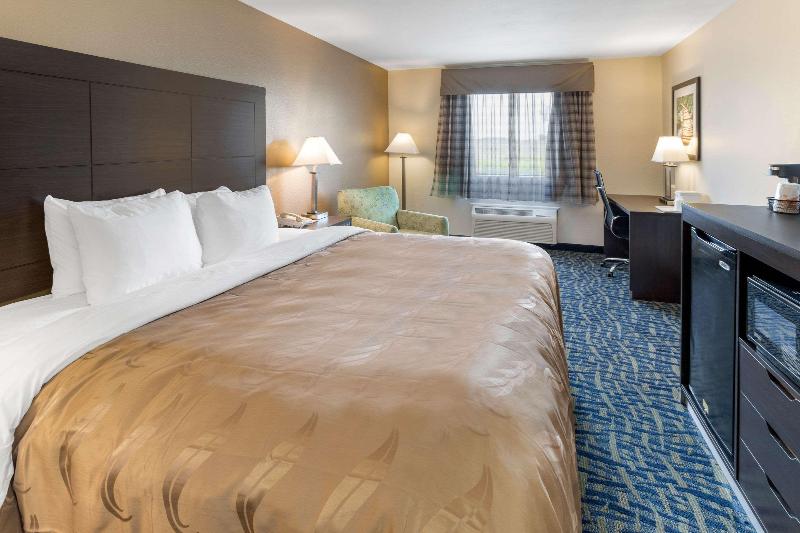 Quality Inn Rochelle image