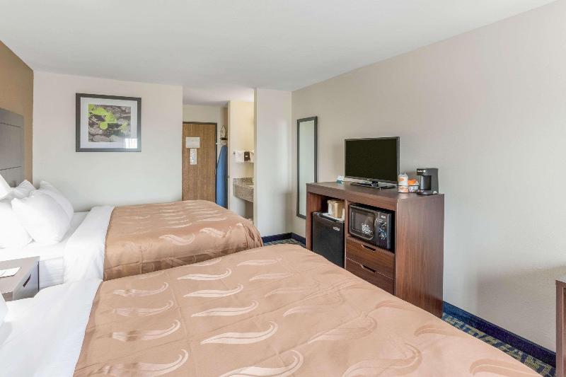 Quality Inn Rochelle image